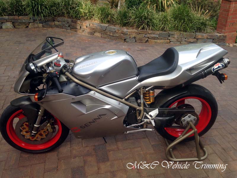 Customized Ducati 916 Senna seat